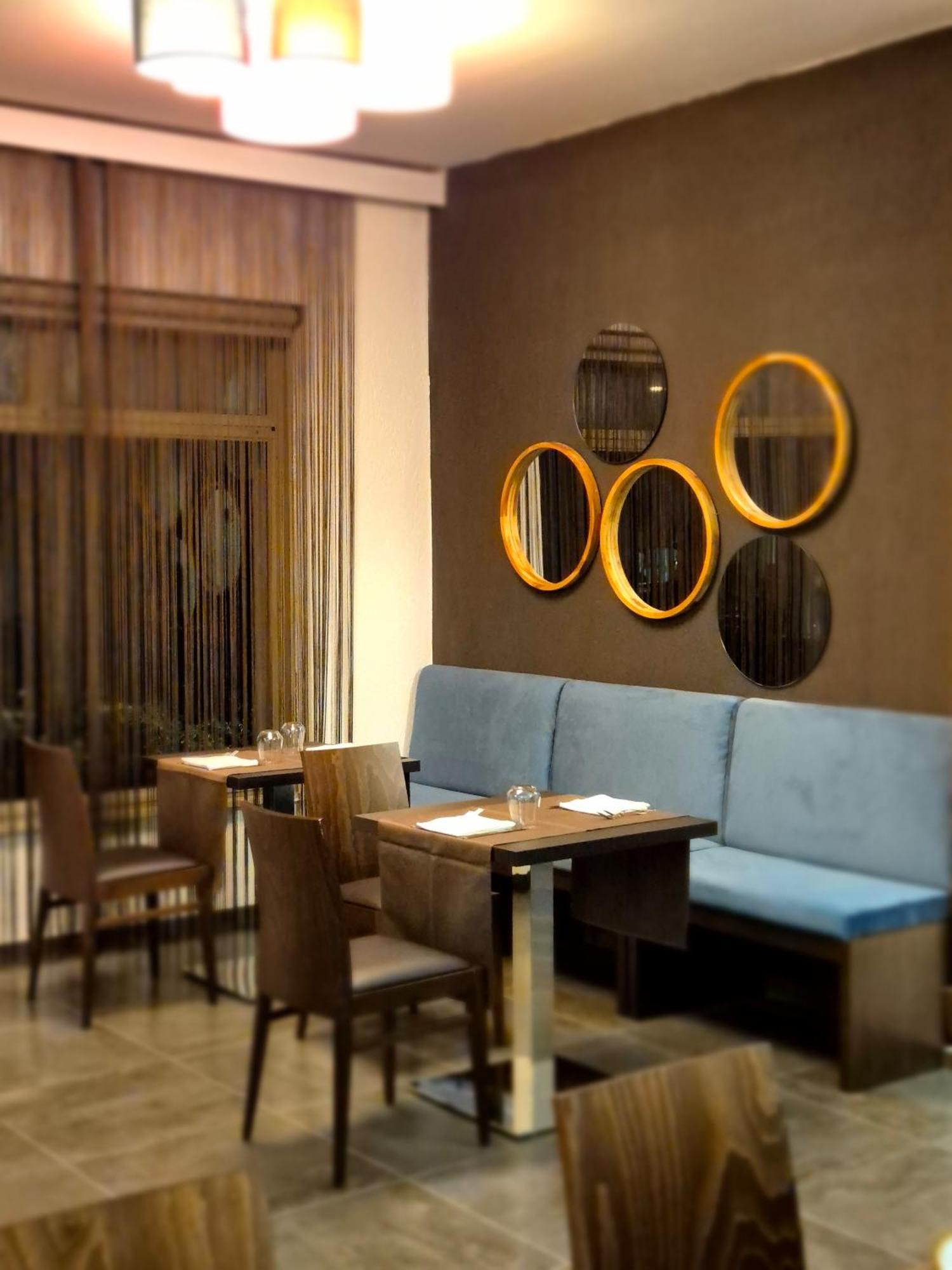 Hotel Sandalia