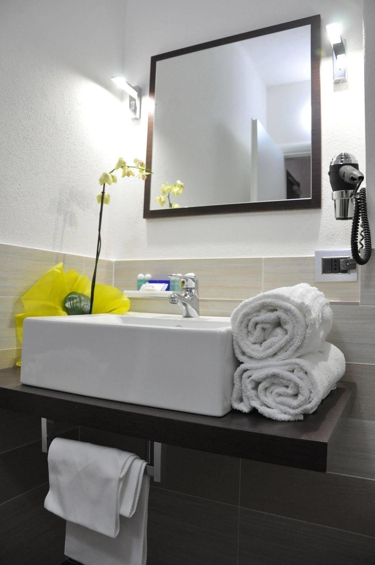 Hotel Sandalia 3*